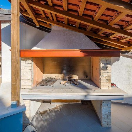 Villa Martimar With Pool And Hot Tub In Istria Rosini Ngoại thất bức ảnh