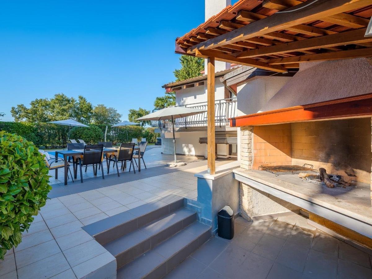 Villa Martimar With Pool And Hot Tub In Istria Rosini Ngoại thất bức ảnh