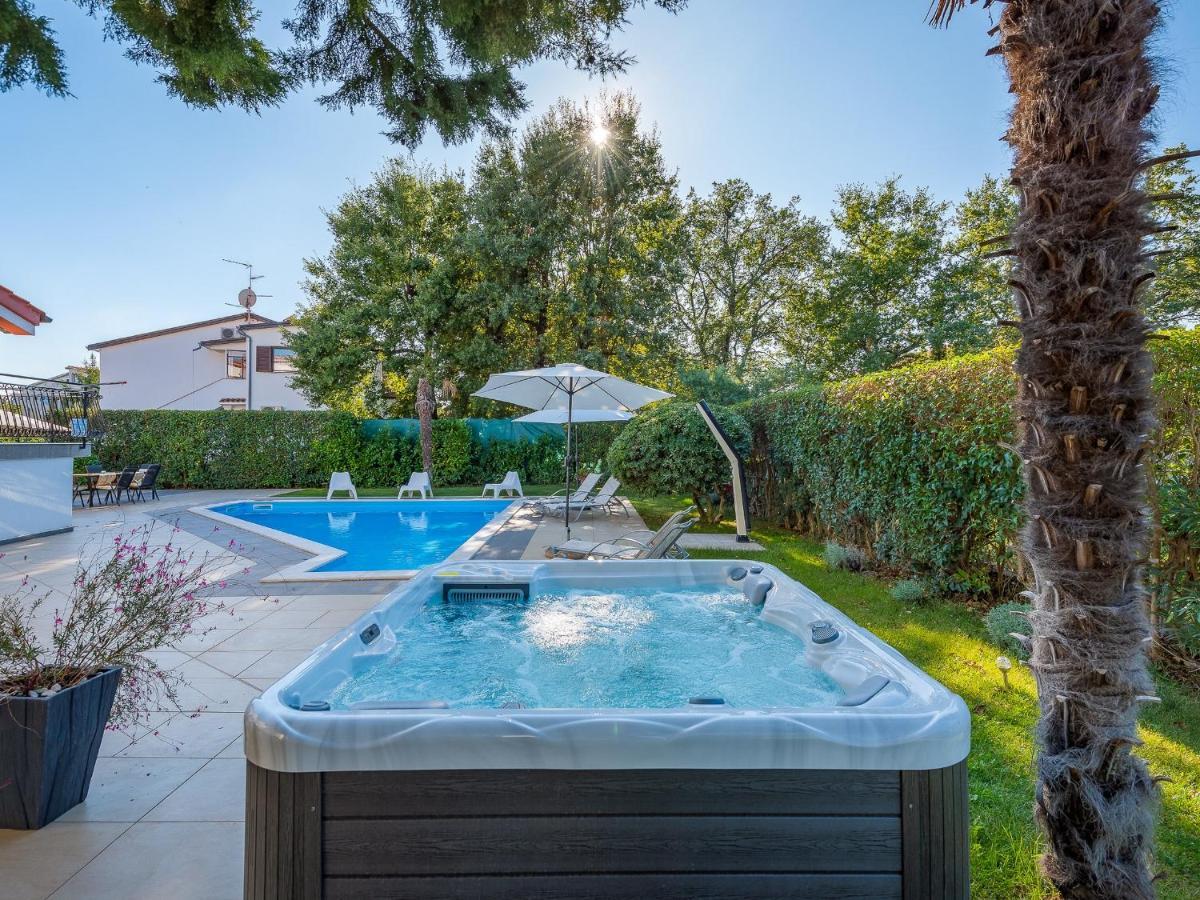 Villa Martimar With Pool And Hot Tub In Istria Rosini Ngoại thất bức ảnh